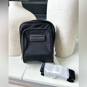 MARC JACOBS M0016388-001 BLACK NYLON PURSE Crossbody